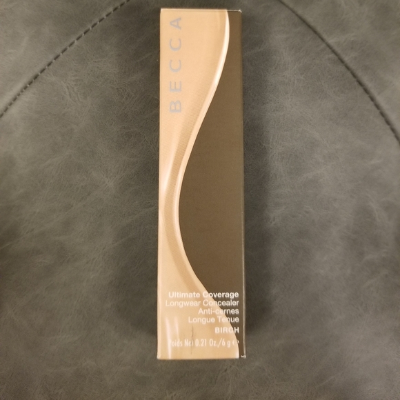 Becca ultimate coverage long wear concealer - Picture 3 of 6